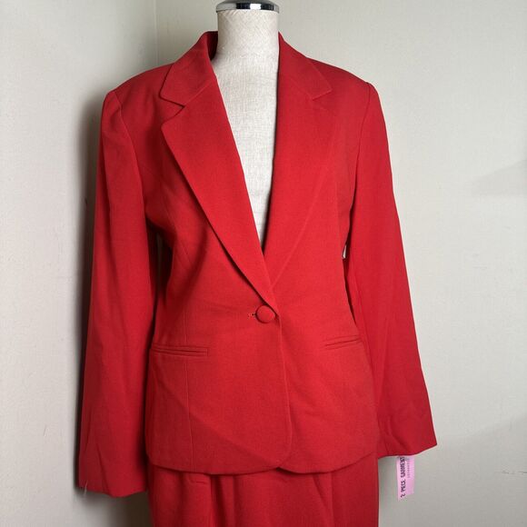 NWT Vintage Saville 2 Piece Suit Red Jacket Skirt Lined Classic Size 8 NWT - Picture 2 of 13